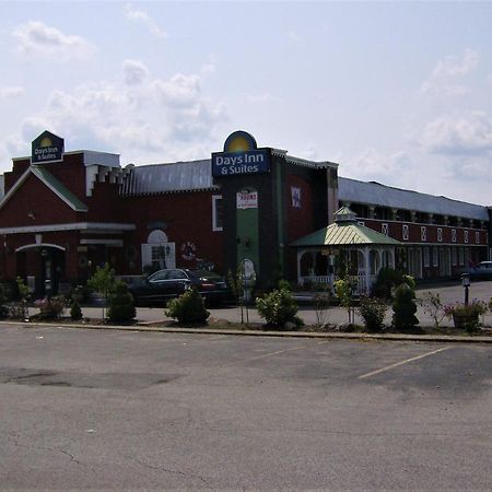 Days Inn & Suites By Wyndham Terre Haute Luaran gambar